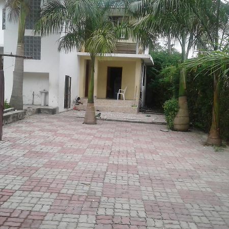 Jj & Je Family House Pansiyon Darüsselam Dış mekan fotoğraf