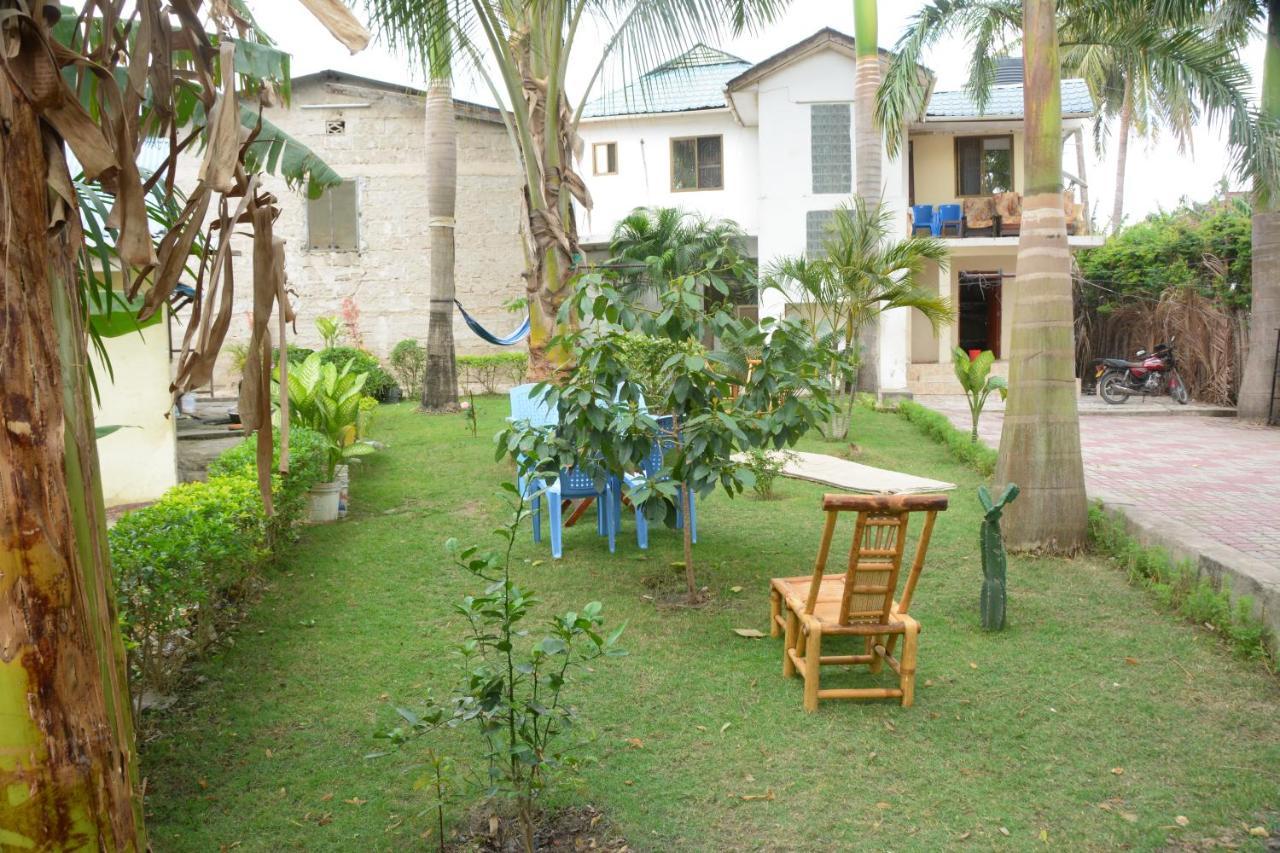 Jj & Je Family House Pansiyon Darüsselam Dış mekan fotoğraf
