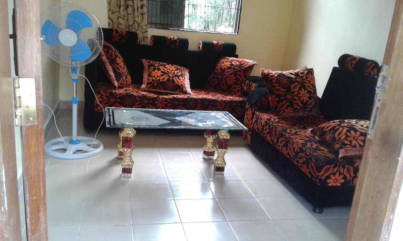 Jj & Je Family House Pansiyon Darüsselam Dış mekan fotoğraf