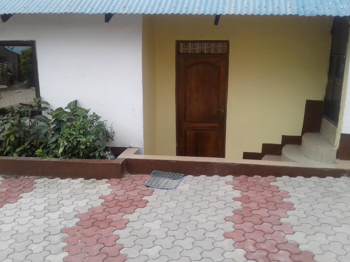 Jj & Je Family House Pansiyon Darüsselam Dış mekan fotoğraf